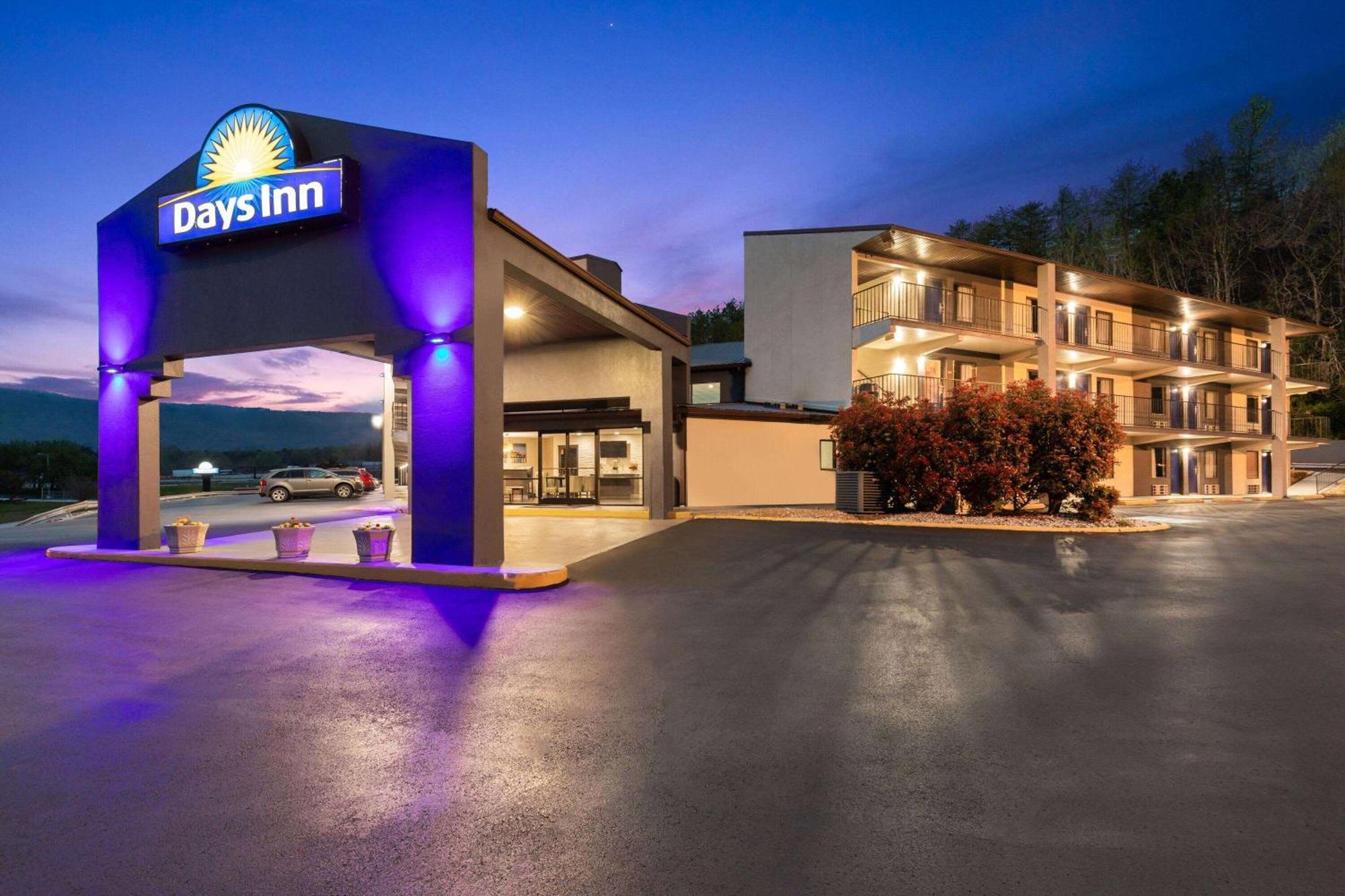 Days Inn By Wyndham Chattanooga Lookout Mountain West Exterior photo